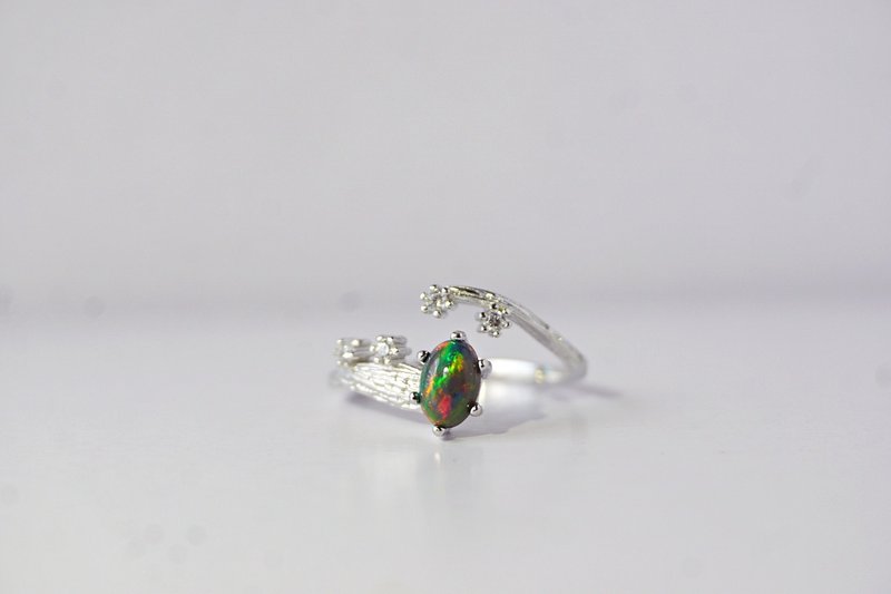 Natural Black Opal Silver Silver Ring 925 Adjustable Ring. - 戒指 - 純銀 黑色