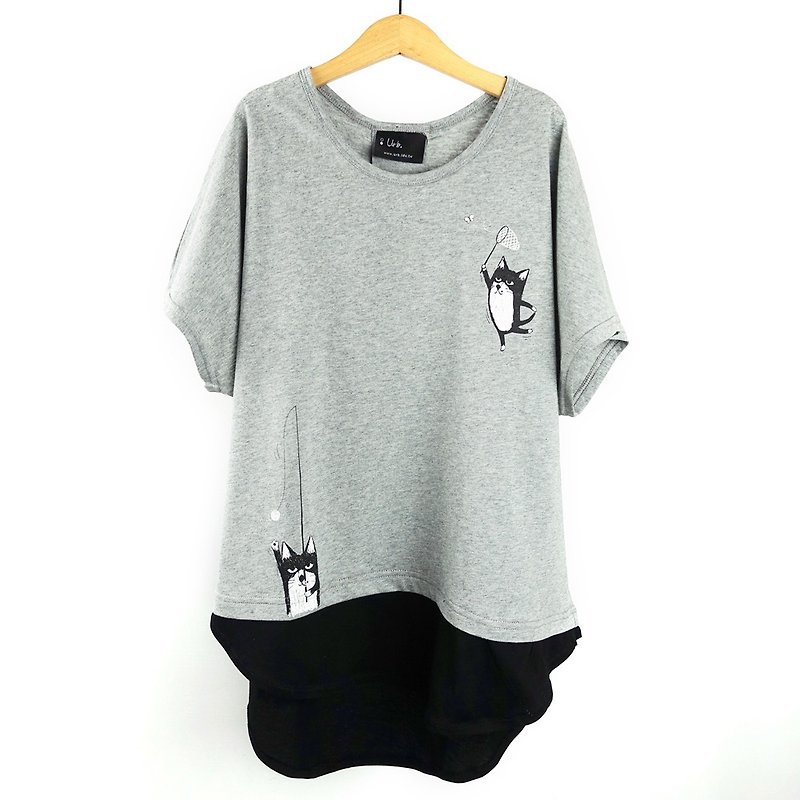 Urb Scratching Cat / Short Top - เสื้อผู้หญิง - ผ้าฝ้าย/ผ้าลินิน สีเทา