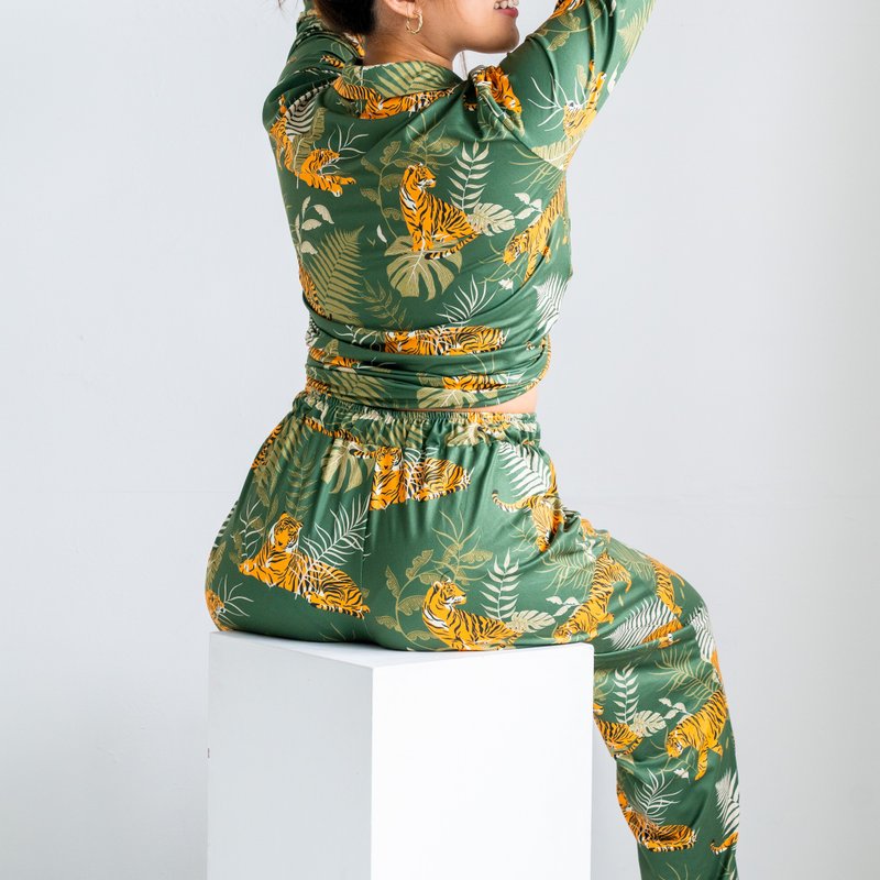 老虎行大運款 家居服 客製睡衣 頭像睡衣 - 居家服/睡衣 - 其他人造纖維 