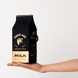 有機牛奶盒肩背包 Organic milk pochette！GOLD BLACK