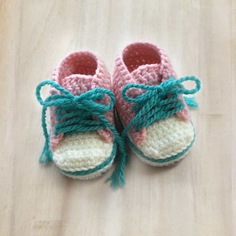 Stylish Baby Sneaker - Turquoise Pink Crochet Shoes - Handmade Toddler Booties - 嬰兒鞋/學步鞋 - 壓克力 粉紅色