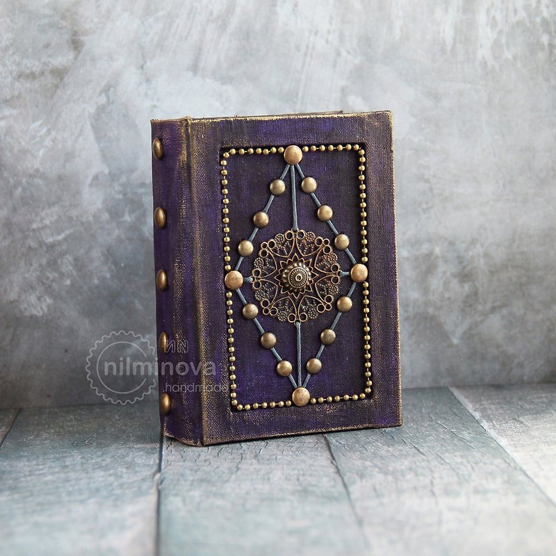 Dark purple spellbook Book of shadows Witch spell book A7 Occult book Mini magic - 筆記簿/手帳 - 環保材質 紫色