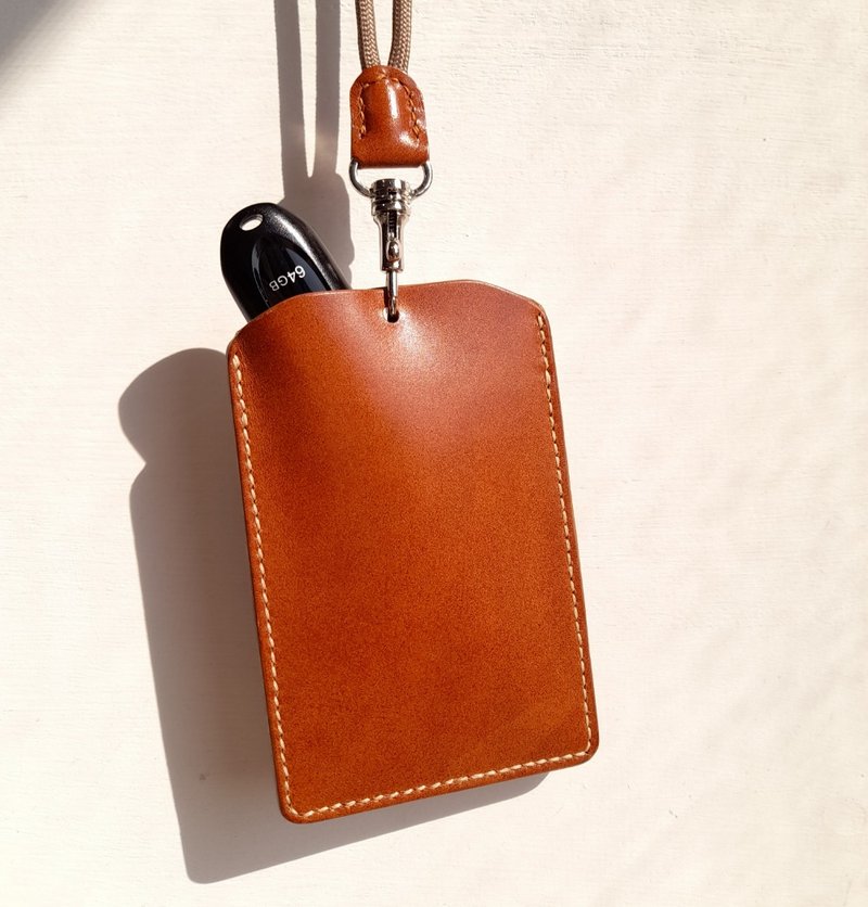 Handmade leather card holder - top Italian vegetable tanned leather - ที่ใส่บัตรคล้องคอ - หนังแท้ 