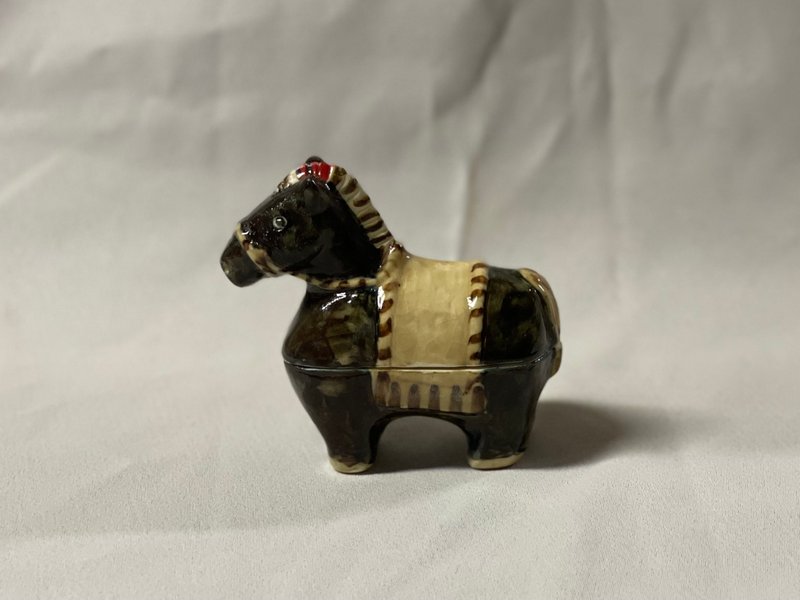 黒馬の香合  10cm - 擺飾/家飾品 - 陶 黑色