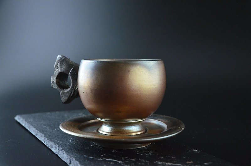 薪のスタイリング - 花瓶・植木鉢 - 陶器 
