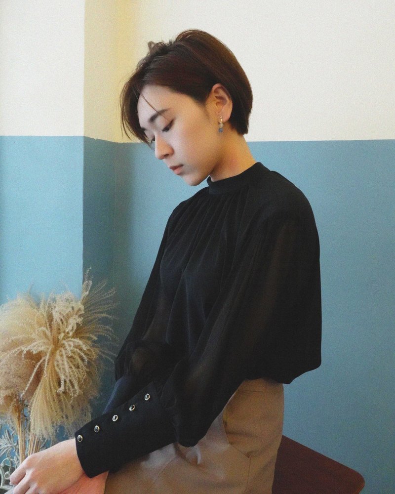 復古宮廷袖襯衫 // 女爵黑 - 女襯衫 - 聚酯纖維 