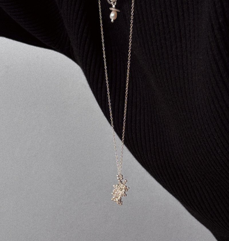 Coral Long Drop Necklace (Sterling Silver) - 項鍊 - 其他金屬 銀色