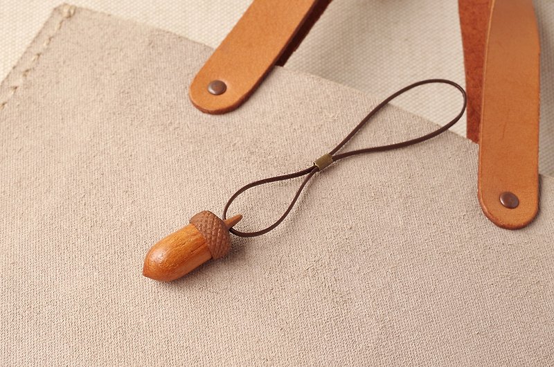 Wood Carving Acorn NETSUKE : KEYAKI & Walnut - Other - Wood Orange