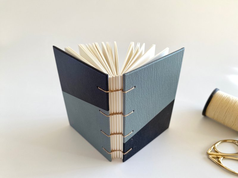 Coptic binding notebook A7 / Leather - Notebooks & Journals - Genuine Leather Blue