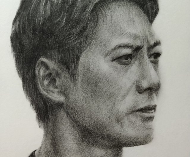 木炭鉛筆スケッチ / 肖像スケッチ / 男性半身像 / 額装 - ショップ Lin