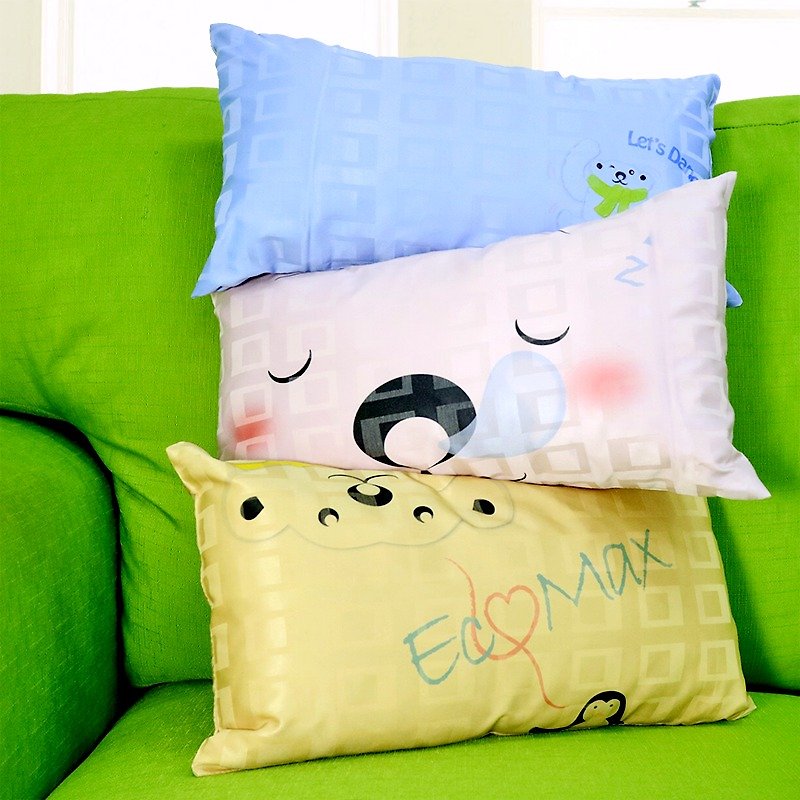 Le Yin Wuan Pillow [Bao Te bottle recycling environmental fiber fabric] - Pillows & Cushions - Cotton & Hemp Multicolor