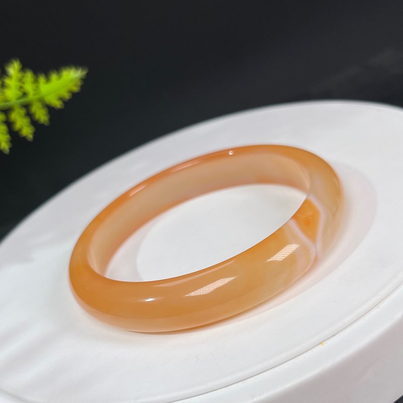 芬達色瑪瑙手鐲58MM 起光飄花漸變玉髓手環 清新秀雅 氣質百搭 - 手鍊/手鐲 - 半寶石 橘色