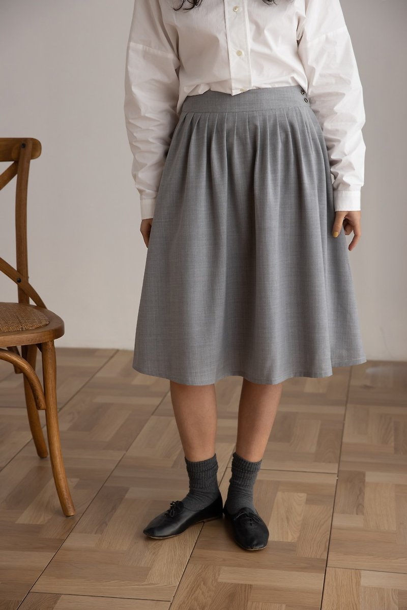 Local gal Japanese imported fabric Australian wool classic gray pleated waist skirt - กระโปรง - ขนแกะ สีเทา