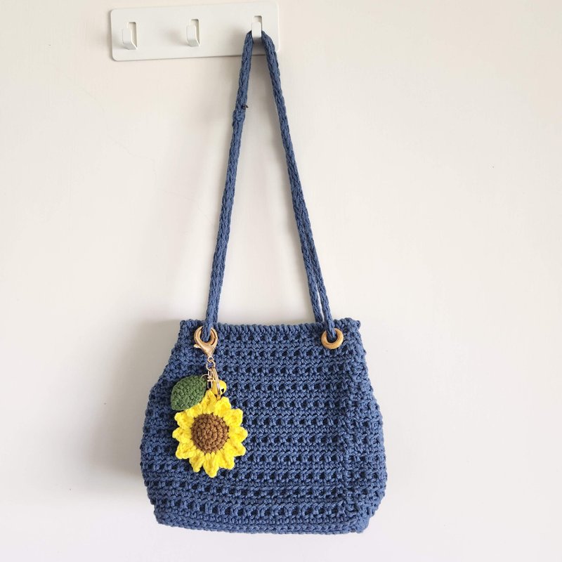 JOAN's work - blue round strand cotton woven shoulder bag + sunflower pendant - กระเป๋าแมสเซนเจอร์ - ผ้าฝ้าย/ผ้าลินิน สีน้ำเงิน