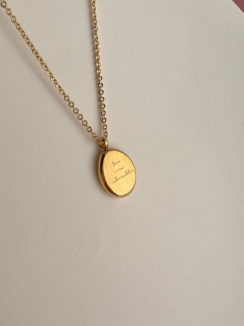 【Delicate Gift Box】Cursive Round Pendant Necklace 18KGF-Adorable #Text Vintage S - สร้อยคอ - โลหะ สีทอง
