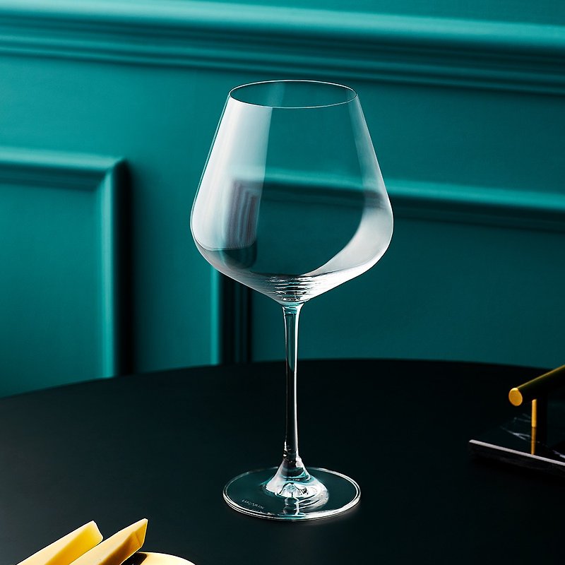 Lucaris Lead-Free Crystal Burgundy Red Wine Glass 910ml Hong Kong Series - Bar Glasses & Drinkware - Glass Transparent