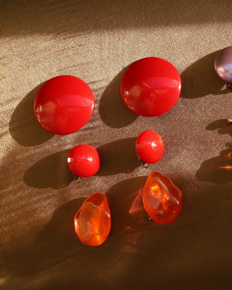 deb vintage accessory 古董耳環 - 耳環/耳夾 - 其他材質 紅色
