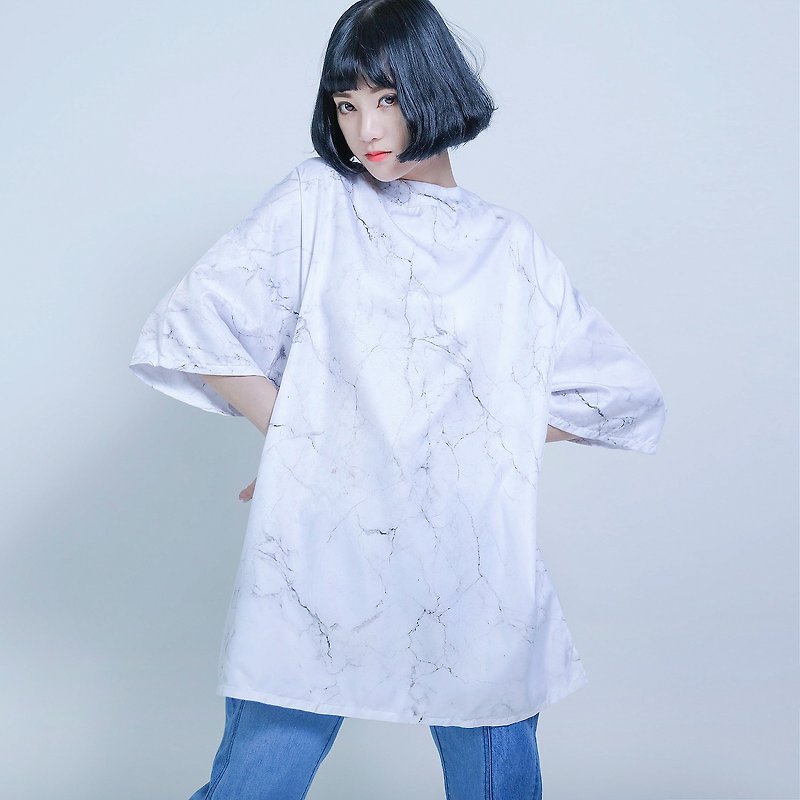 SU: MI said Creator Creator Marble Tunic _6AF002_ White - เสื้อผู้หญิง - ผ้าฝ้าย/ผ้าลินิน ขาว