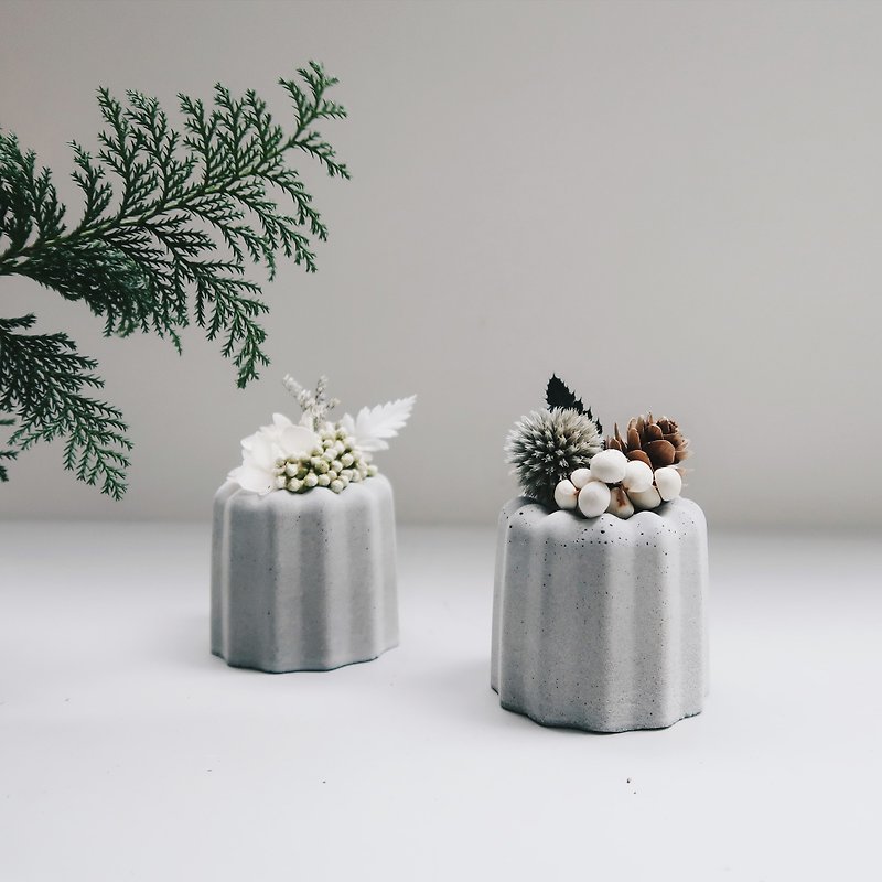 CANELÉ French Kerilu│Christmas Limited Edition・Fruit Forest Cement Dessert Diffuser Stone Decoration - Items for Display - Cement White