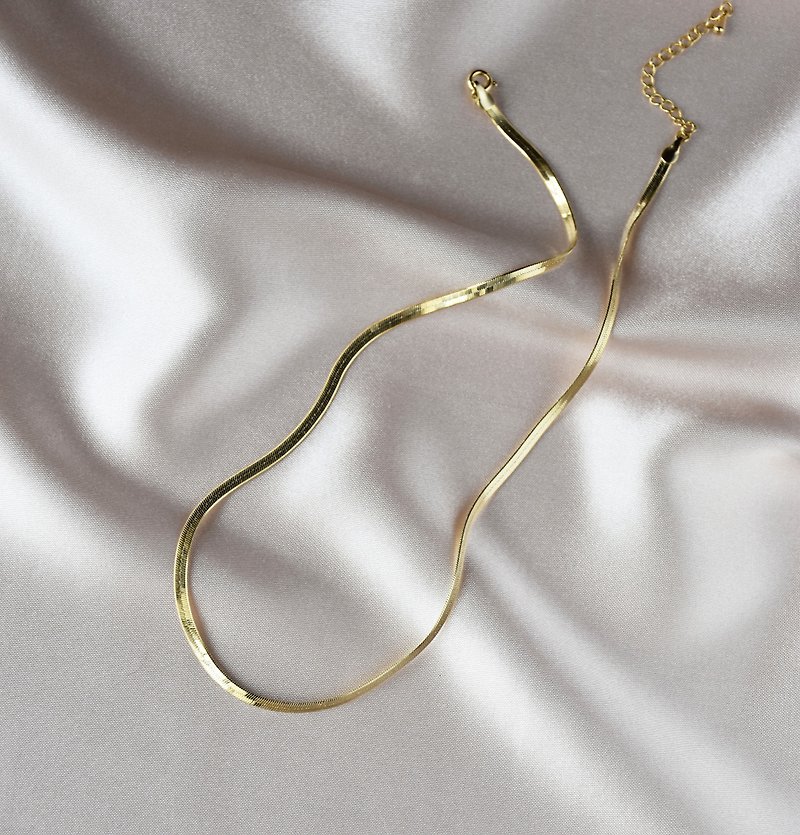 歐美風格細緻款黃銅蛇骨鍊 - 項鍊 - 銅/黃銅 金色
