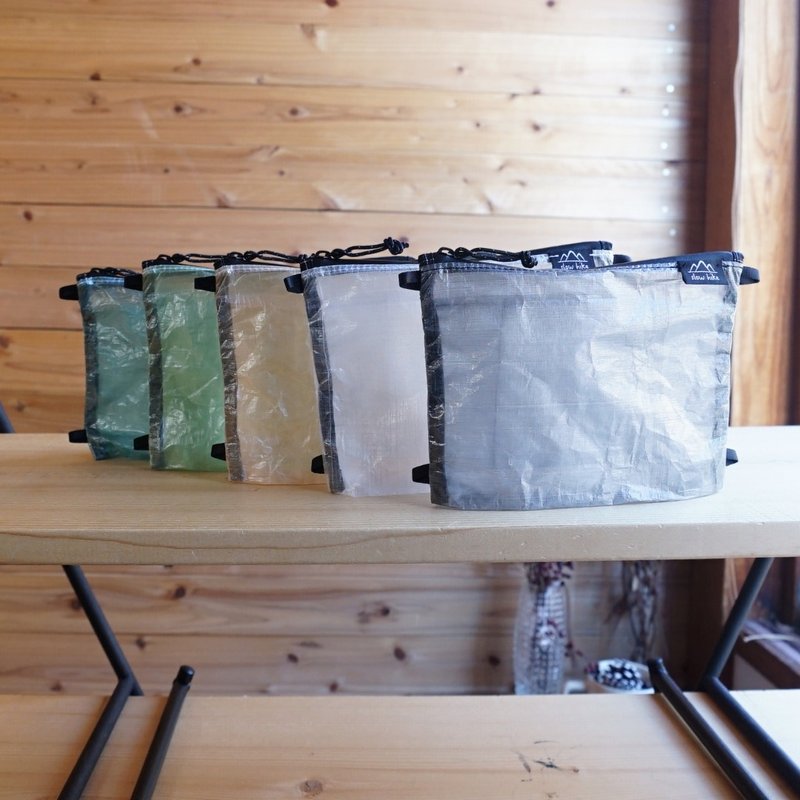 Choose Your Color - Sakopoch / Hiking - Camping - Outdoors - Ultra-Lightweight - Waterproof - Sacoche - Shoulder Bag - Pouch - First Aid - slowhike - Toiletry Bags & Pouches - Eco-Friendly Materials Black