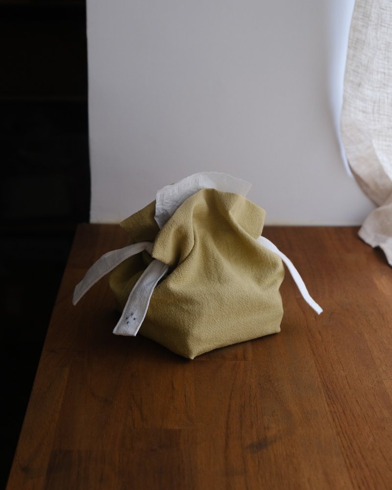 Tissue Cover with Tie Drawstring / Small ( 8 Colors ) - กล่องทิชชู่ - ผ้าฝ้าย/ผ้าลินิน หลากหลายสี