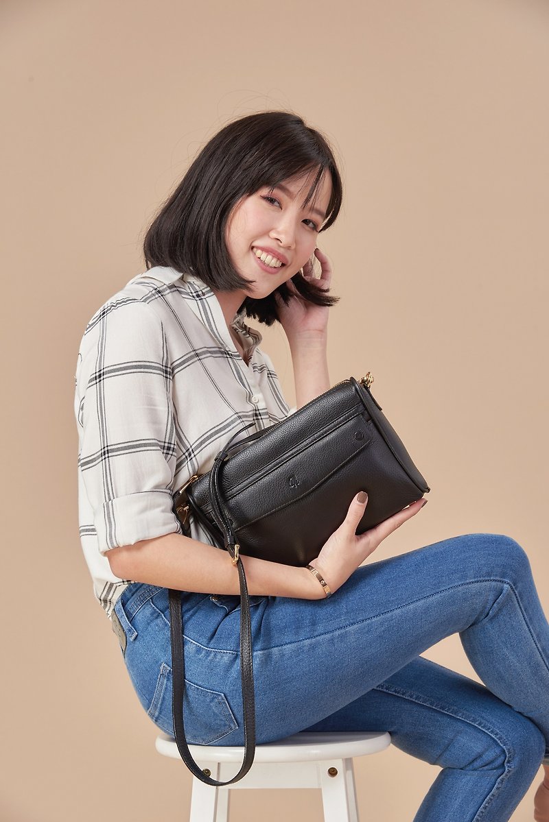 Grace (Black) : Compact crossbody bag - Handbags & Totes - Genuine Leather Black