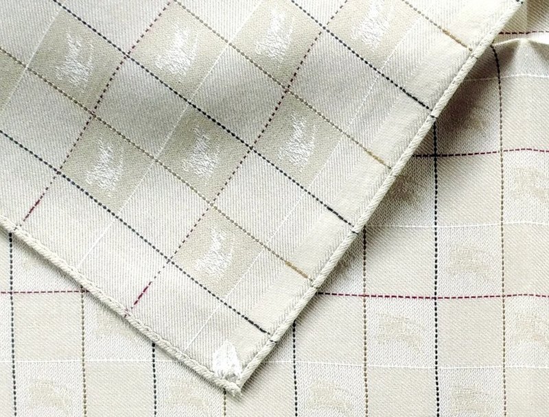 Burberry London Vintage Handkerchief - Pocket Square Woven Fabric 18 x 18 inches - 手帕 - 棉．麻 卡其色