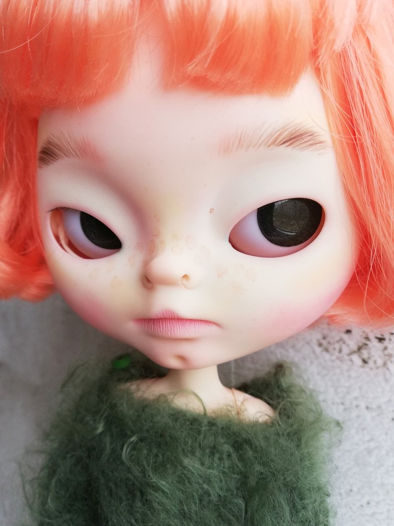 Blythe Asian custom doll, Blythe OOAK, white skintone red hair OOAK doll - 玩偶/公仔 - 塑膠 橘色