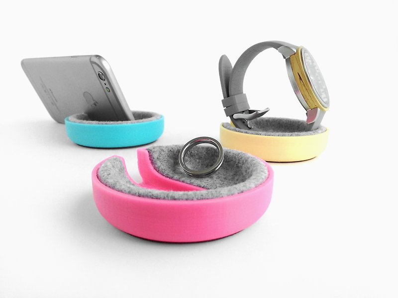 Unique multifunctional tray, Watch stand, Smartphone stand, Smart phone stand, Home sweet home Tray, Smartwatch, apple, iphone,  dock 　smart-stand WACCA【ピンク】 - スマホスタンド・イヤホンジャック - ウール ピンク