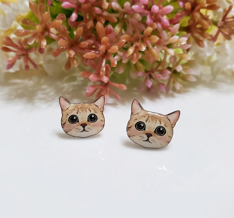 Plastic Earrings & Clip-ons Gold - Big-eyed and cute tabby orange cat earrings Clip-On-animal series
