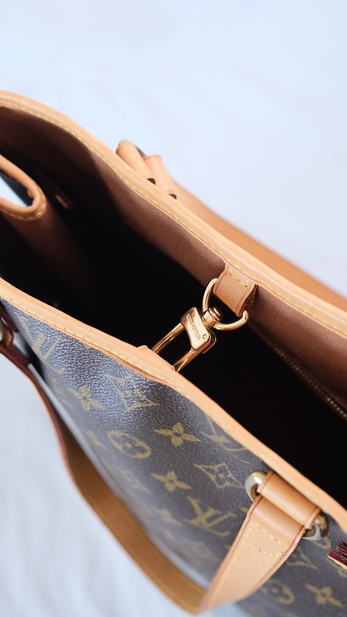 Louis Vuitton Batignolles Vertical tote bag side backpack handbag