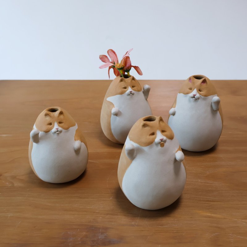橘白貓花器 擺飾 - 花瓶/花器 - 陶 橘色