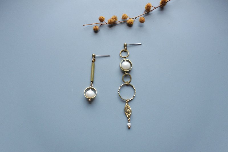 Dew - earring  clip-on earring - Earrings & Clip-ons - Pearl Gold