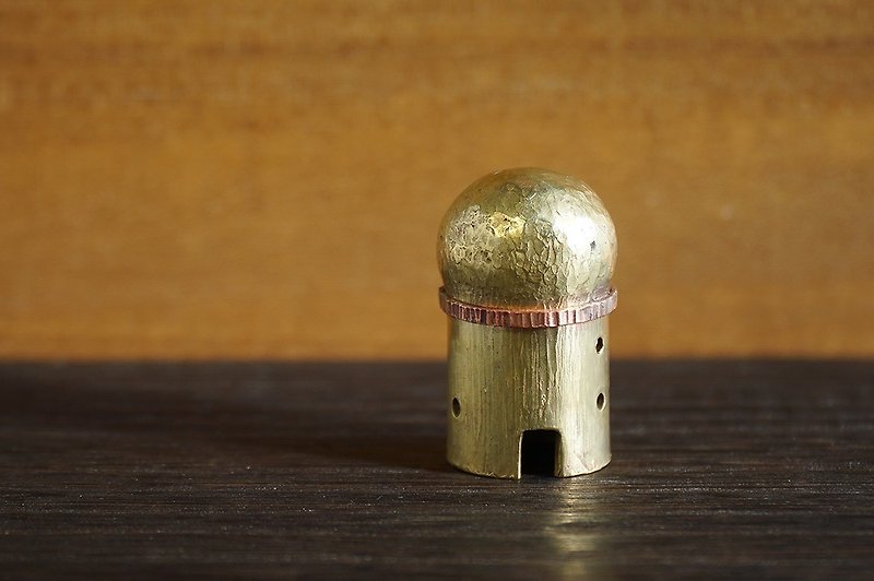 ドームツリーハウス<イエロー>/装飾/処理が小さかった - 置物 - 銅・真鍮 ゴールド