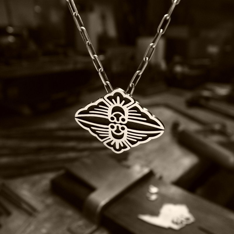 【向い雀】1点限り メンズかわいいペンダントネックレス/和柄オーバーレイシルバー　雑誌掲載商品 - 項鍊 - 純銀 銀色