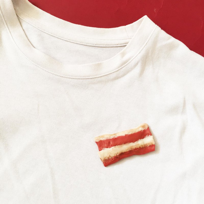 Bacon Brooch - 胸針 - 黏土 紅色