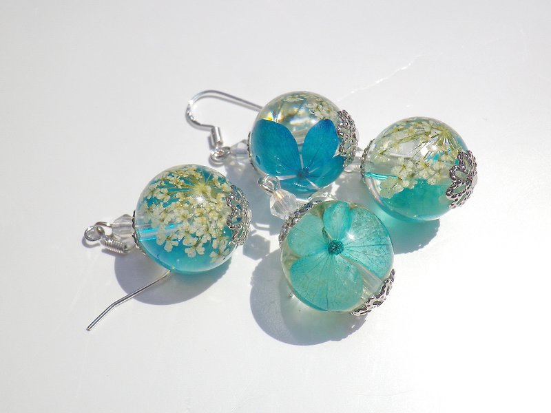 Annyのワークショップ手作りの花の宝石類、花のイヤリング、夏の海のアジサイのイヤリング - ピアス・イヤリング - その他の素材 ブルー