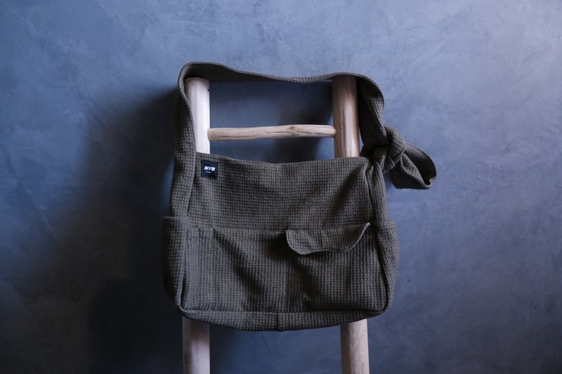 Moshan Bun - Messenger Bags & Sling Bags - Cotton & Hemp Green