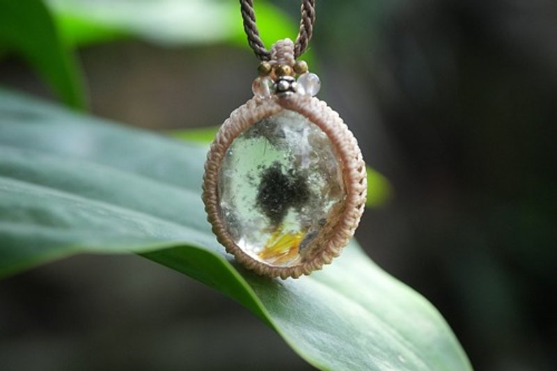 Green Island Chlorite in Garden Quartz Macrame Necklace 1415 - สร้อยคอ - เครื่องเพชรพลอย สีใส