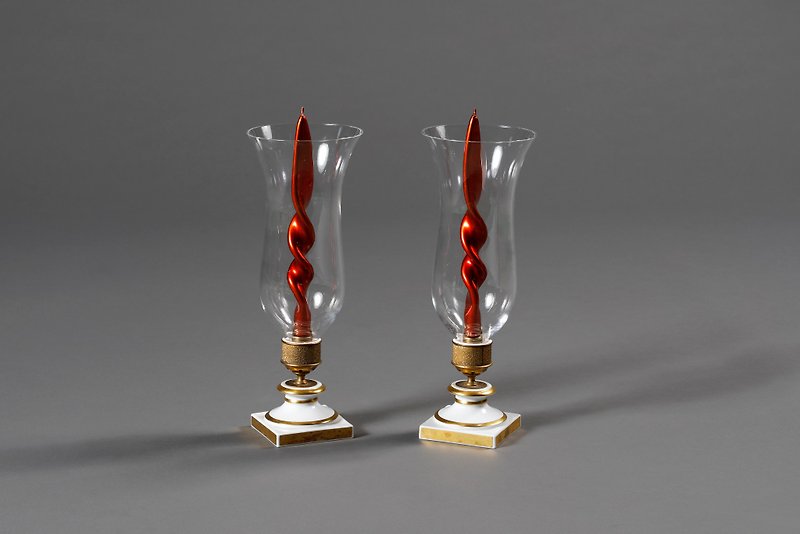 U.K. Pair of tall glass candlesticks - Candles & Candle Holders - Glass Transparent