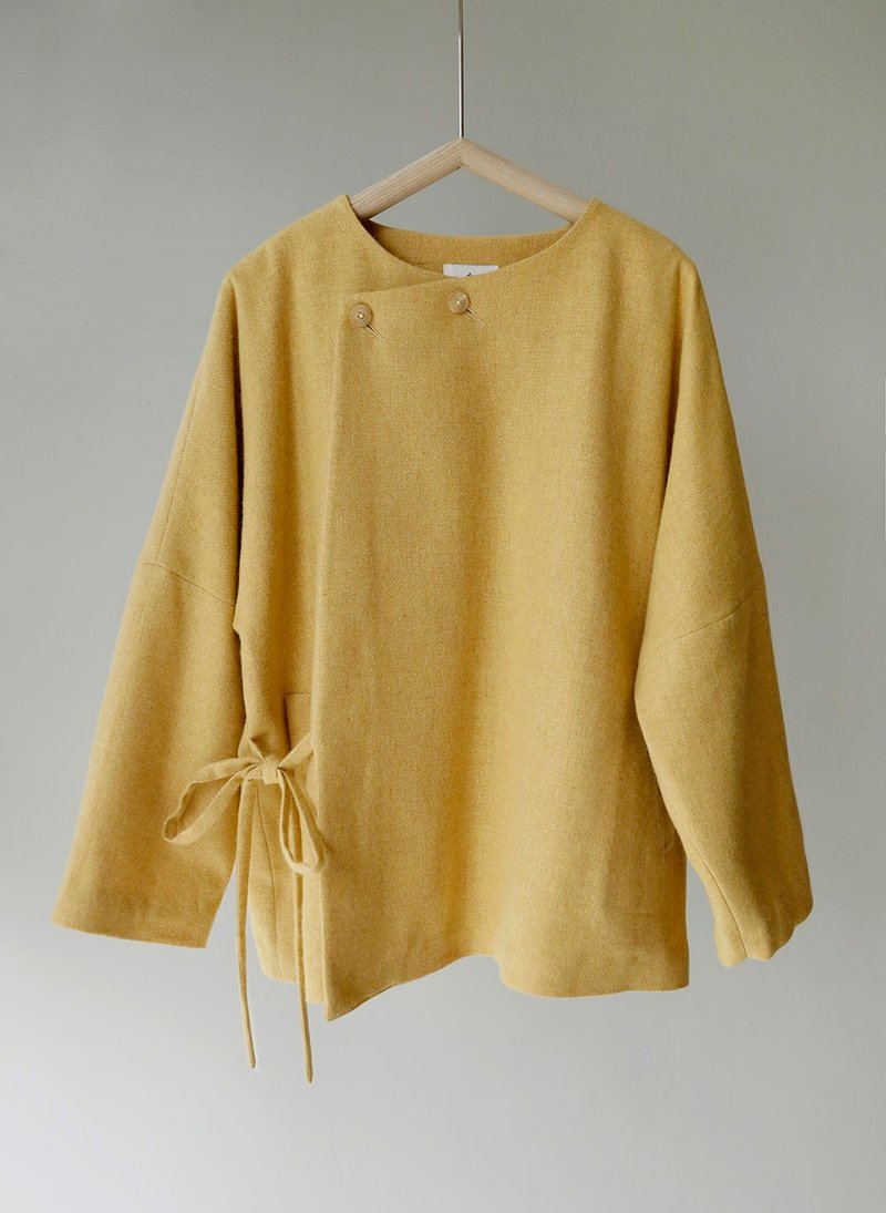 Made in Japan, rough floral ginger yellow wrong city design Chinese style slanted jacket - Women's Tops - Wool 