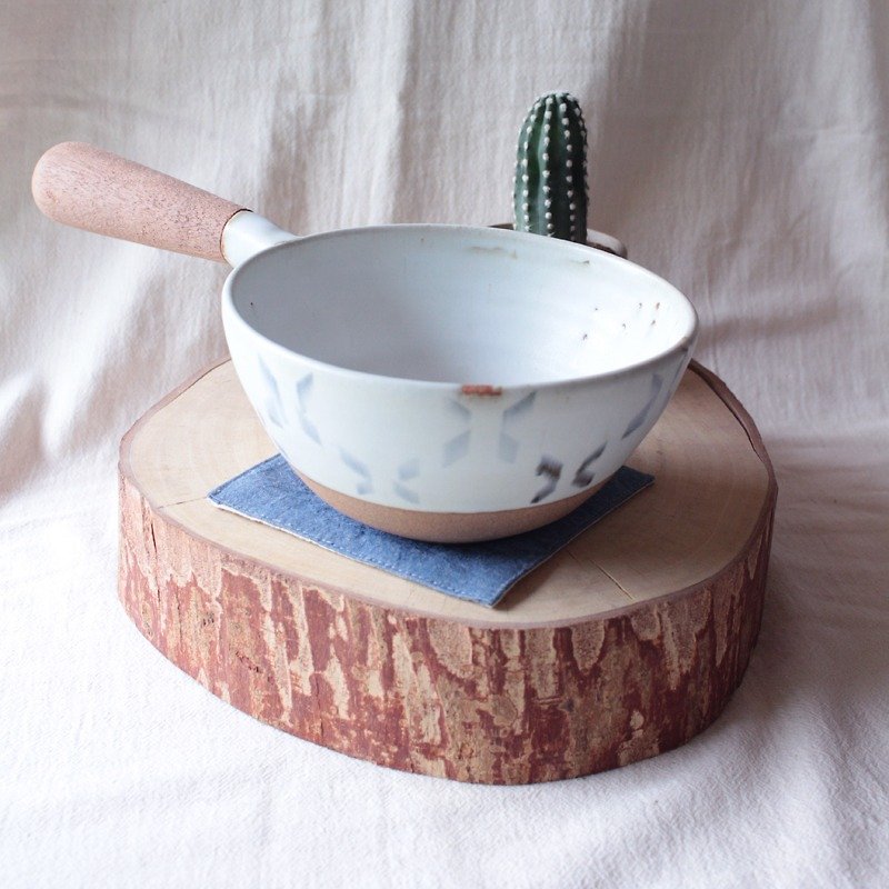 ceramic bowl - 茶壺/茶杯/茶具 - 陶 白色