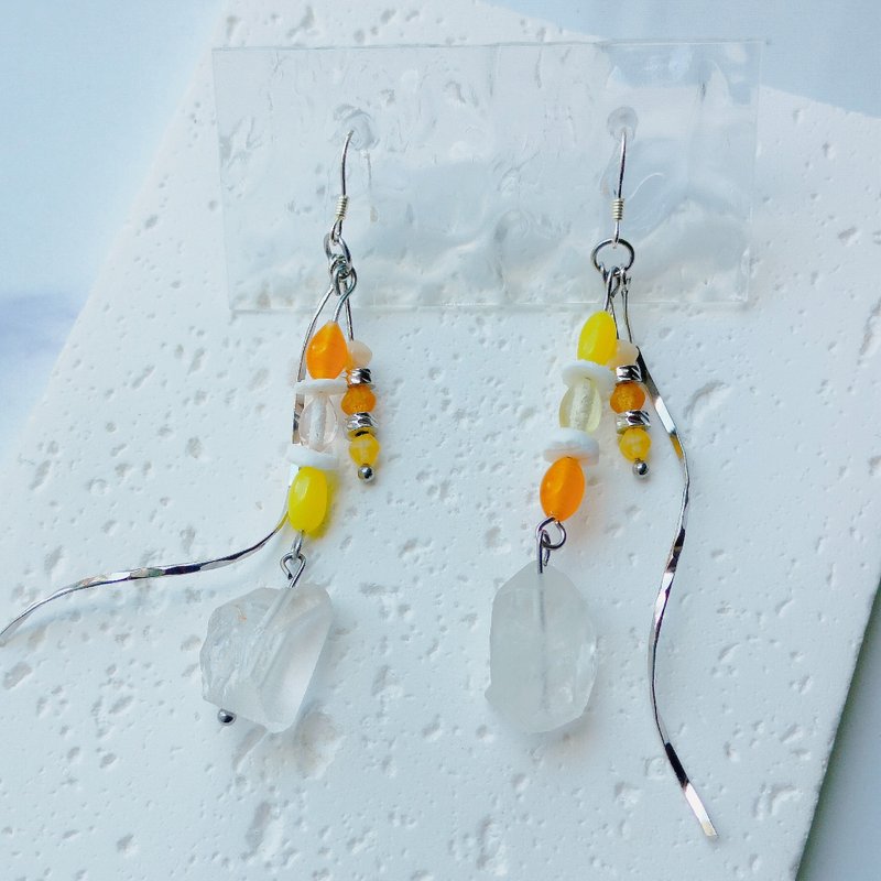 【Juice Soda】 Glass Beads and Natural Stones Earrings - Earrings & Clip-ons - Glass Orange