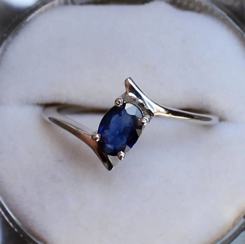 925 Solid Sterling Silver - Prong Natural Diffusion Blue Sapphire Ring - Oval - 戒指 - 寶石 藍色