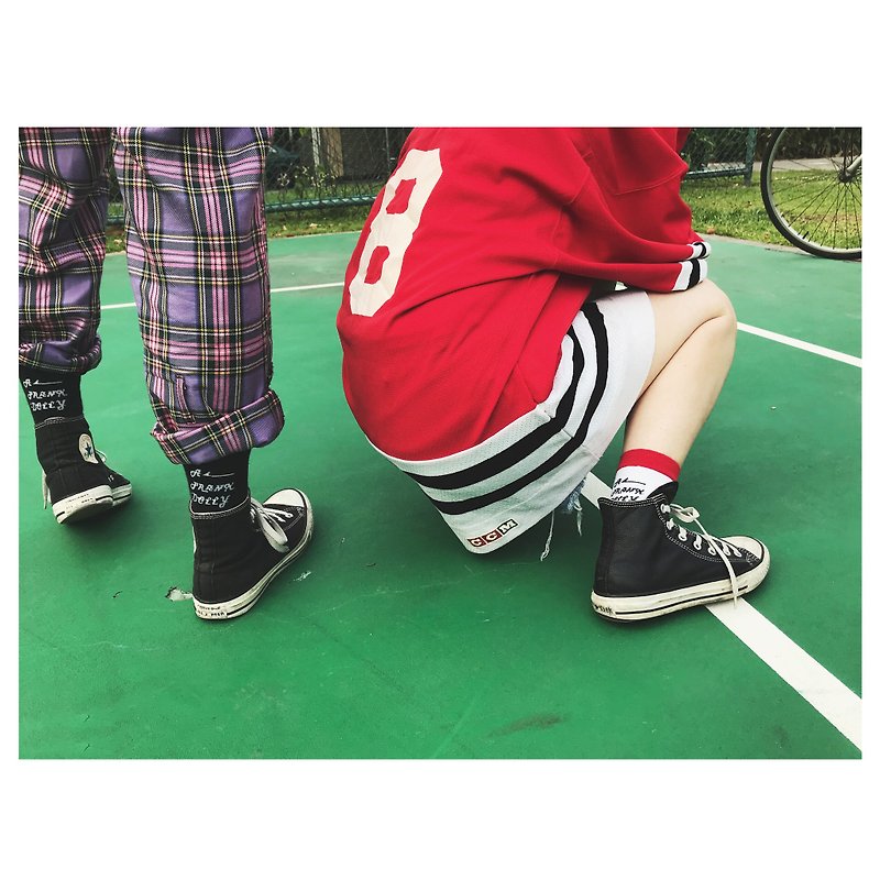 A‧PRANK :DOLLY :: APD logo socks Brand Socks Black/White/Red Three-color store spending 3,000 yuan - Socks - Cotton & Hemp Black