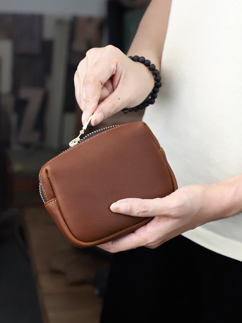 Small Mini Coin Purse Genuine Leather Organizer Bag With Card Slot Handbag - กระเป๋าใส่เหรียญ - หนังแท้ สีนำ้ตาล