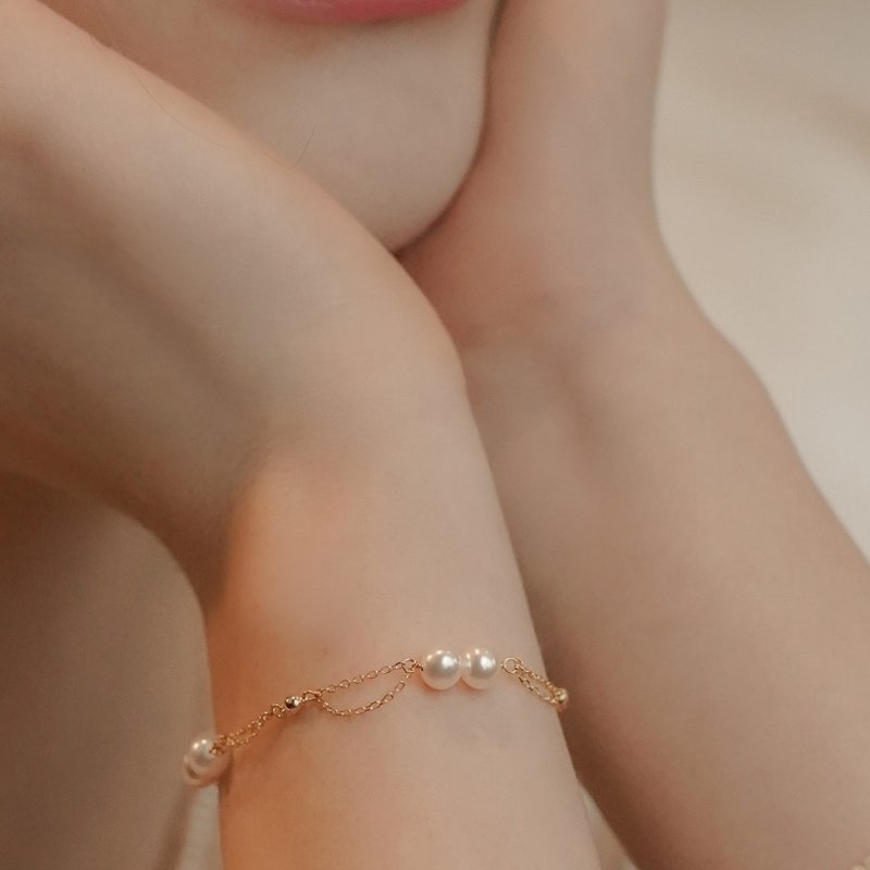 CAILY Pearl Bracelet - Bracelets - Sterling Silver Gold