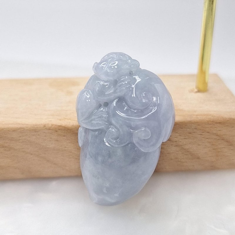 Ice rich purple monkey holding peach pendant | Natural Burmese jade A grade jade - สร้อยคอ - หยก 