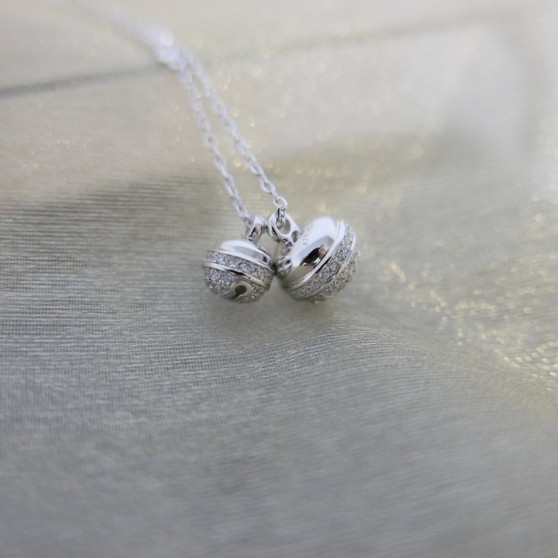 ||Whisper Xiaolou Whispers|| Lucky Na Fu Ling Dang 925 Sterling Silver Crystal Diamond Pendant Clavicle Necklace - Necklaces - Other Materials Silver